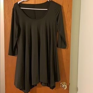 3/4 sleeve dark green tunic